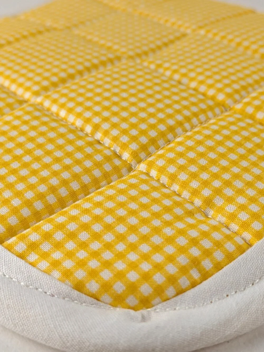 Vintage Dutch Print Quilted Pot Holder
